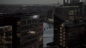 Смотреть на Лордфильм 2.0 Сериал Мост 2011